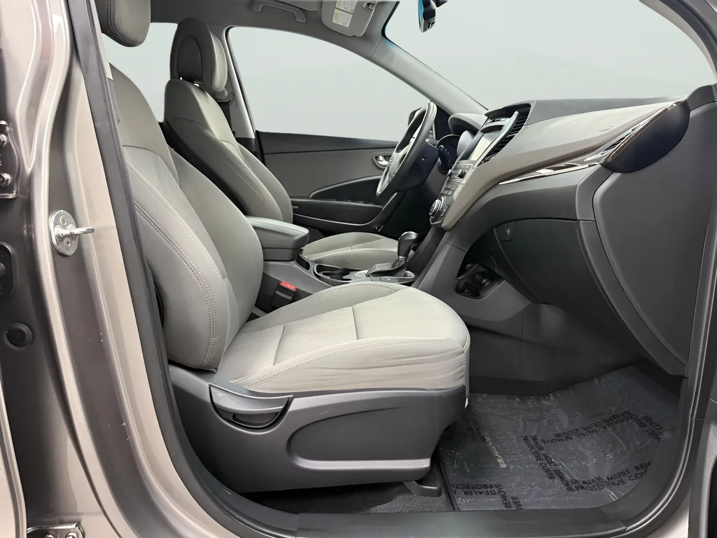 Used 2018 Gray Hyundai 2.4 Base image 14
