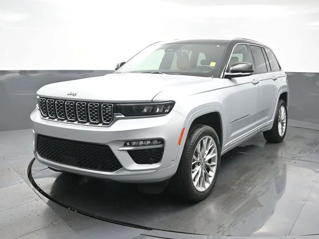 Pre-Owned 2023 Jeep Grand Cherokee Summit