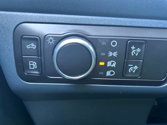 New 2026 Oxford White Ford XLT image 29