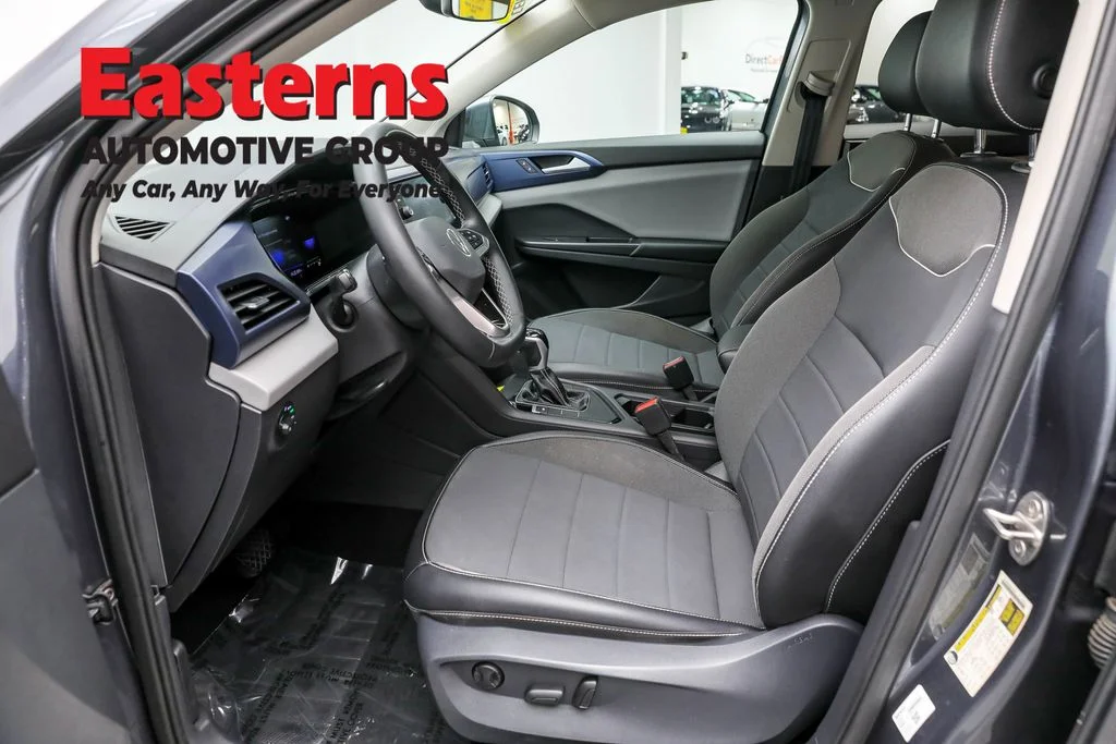Used 2023 Gray Volkswagen 1.5T SE image 14