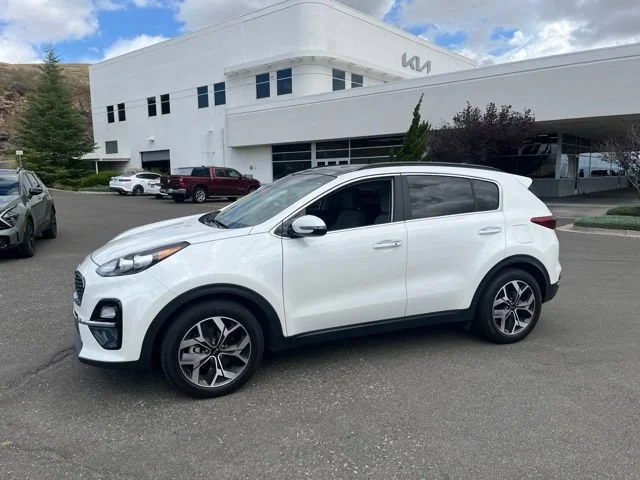 Certified Used 2022 Snow White Pearl Kia EX image 1