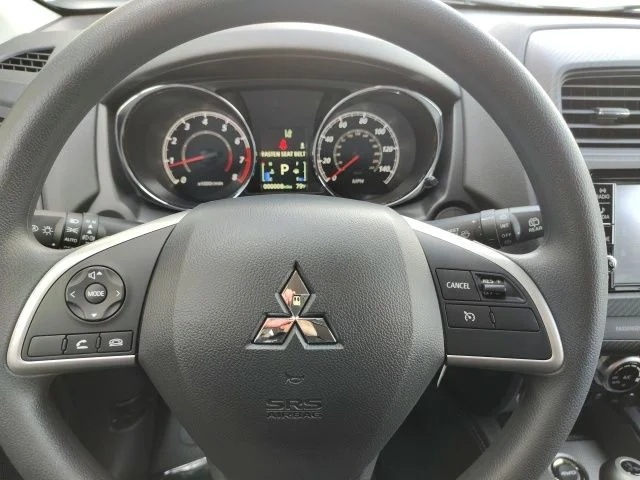 2025 Mitsubishi Outlander Sport ES - Photo 14