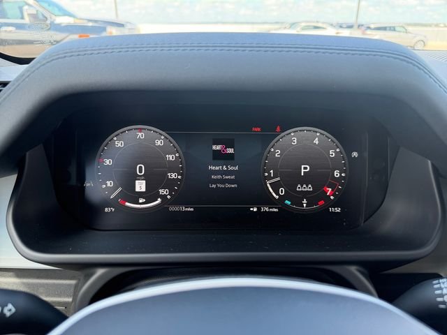 New 2026 Santorini Black Land Rover S image 14