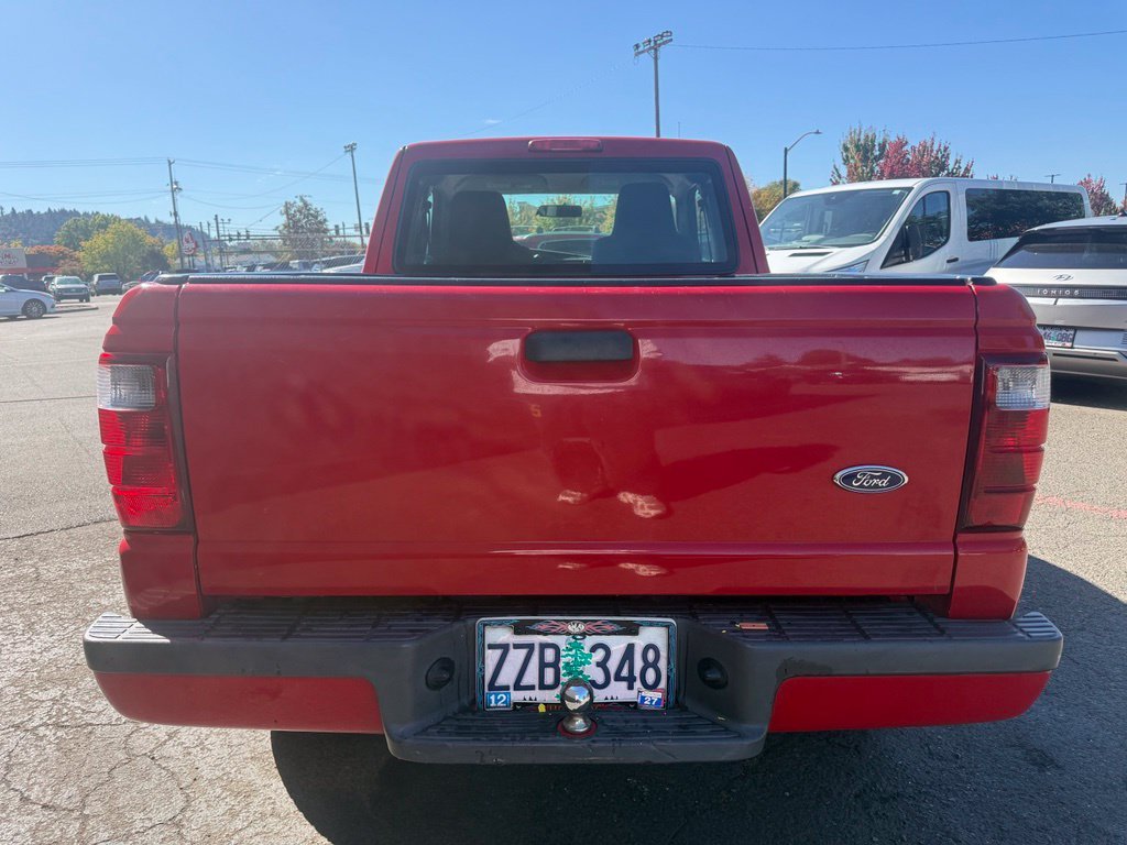 Used 2004  Ford  image 6