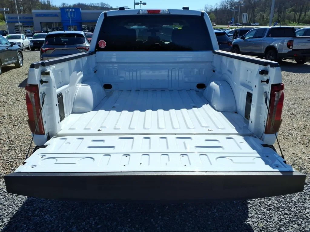 Used 2025 White Ford XLT image 21