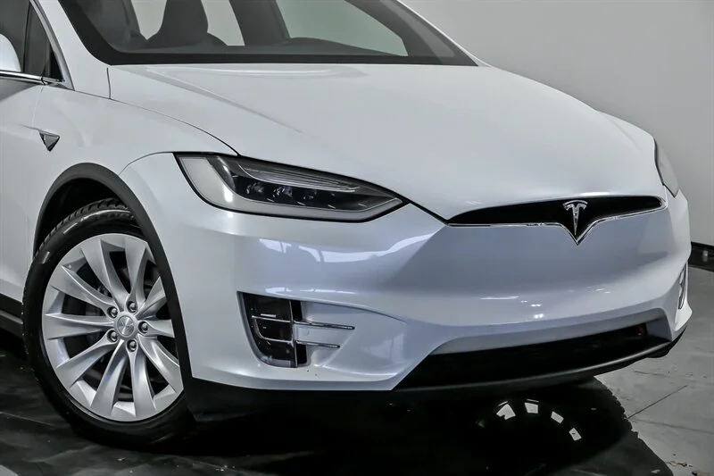 Used 2016 Tesla Model X 75D with VIN 5YJXCBE25GF027119 for sale in Aurora, IL