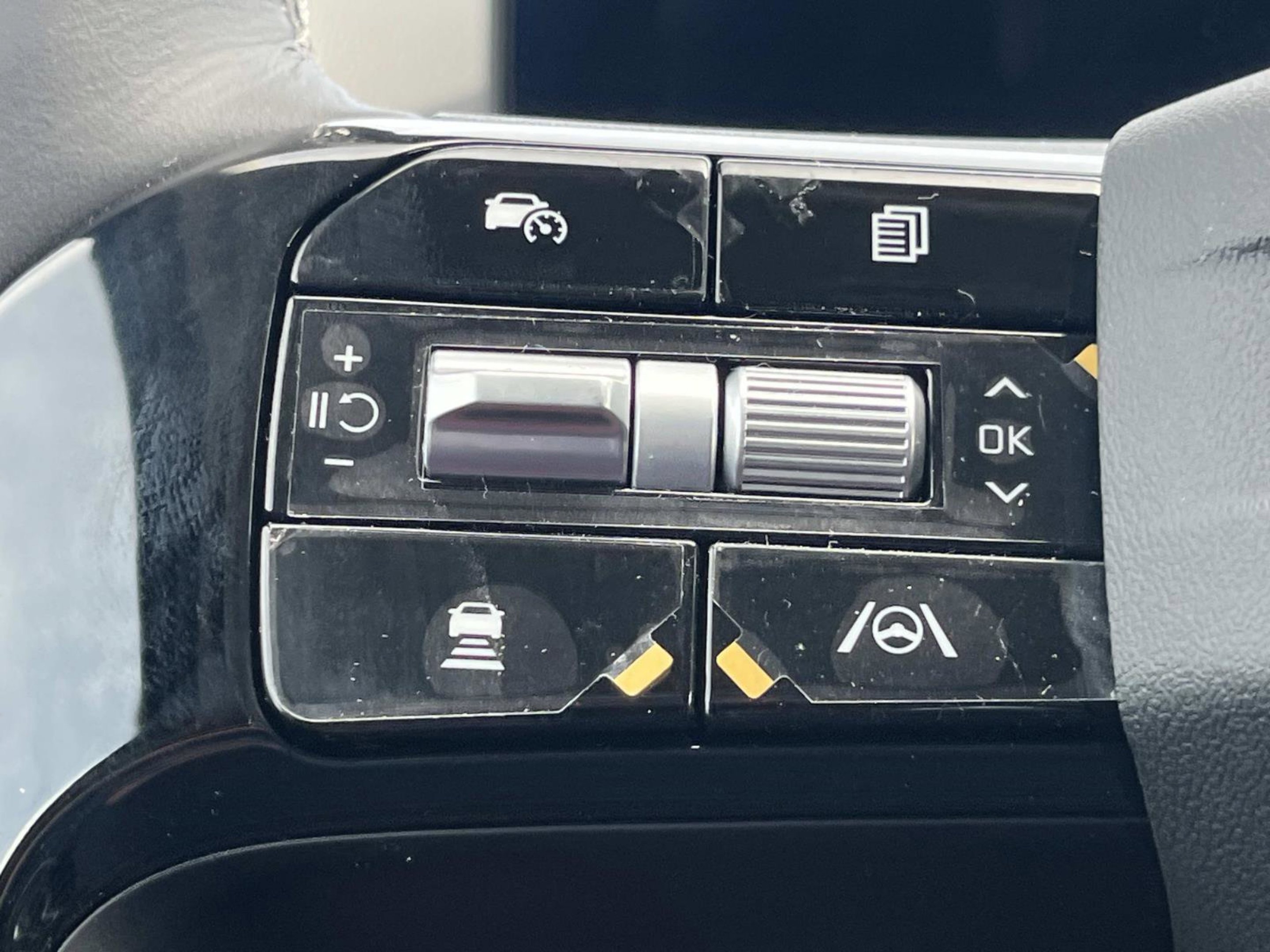 New 2026 Wolf Gray Kia S image 27
