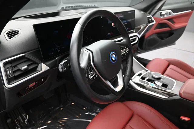 Used 2023 Black BMW eDrive35 image 17