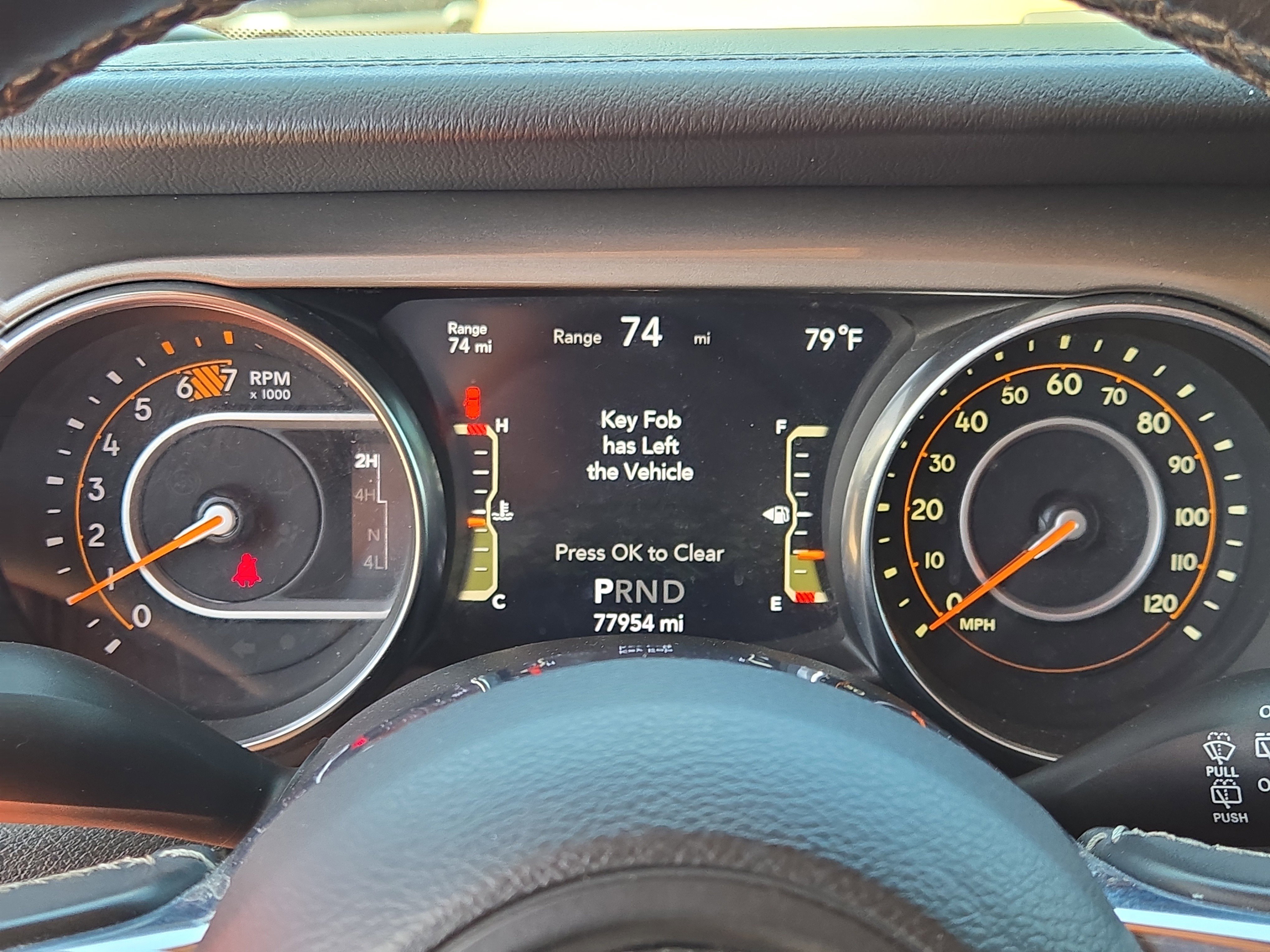 Used 2020 Punkn Metallic Clearcoat Jeep Sahara image 29