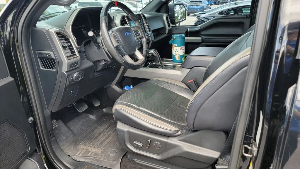 Used 2018  Ford Raptor image 14