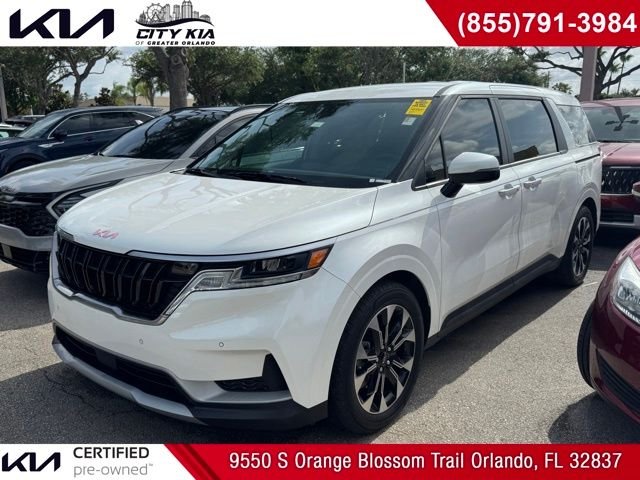 2024 Kia Sedona EX's photo