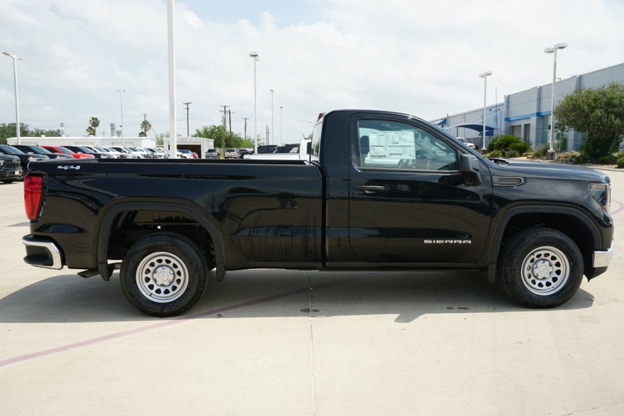 New 2026 Onyx Black GMC Pro image 4