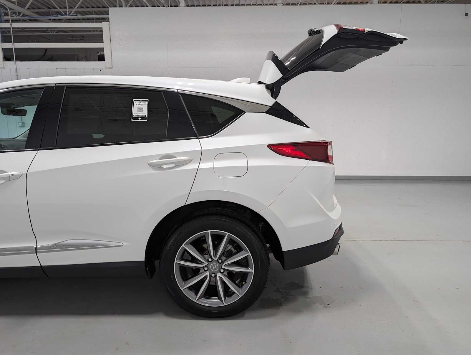 Certified Used 2021 Platinum White Pearl Acura w/Technology Package image 11