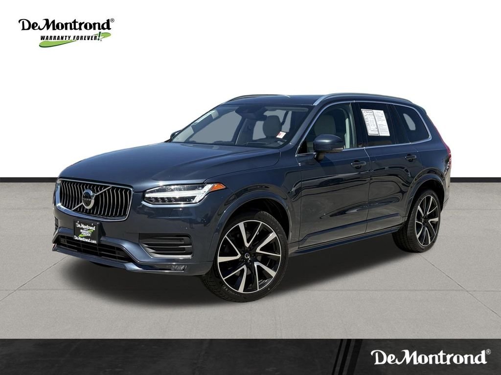 2022 Volvo XC90 Momentum