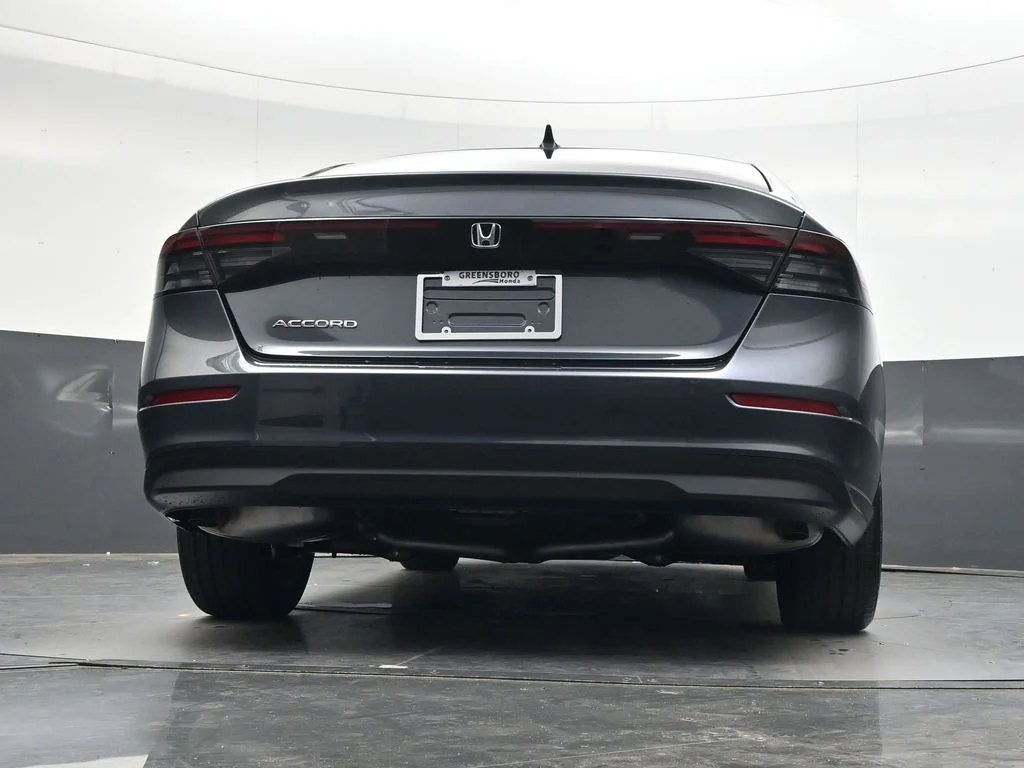New 2026 Meteorite Gray Metallic Honda SE image 32