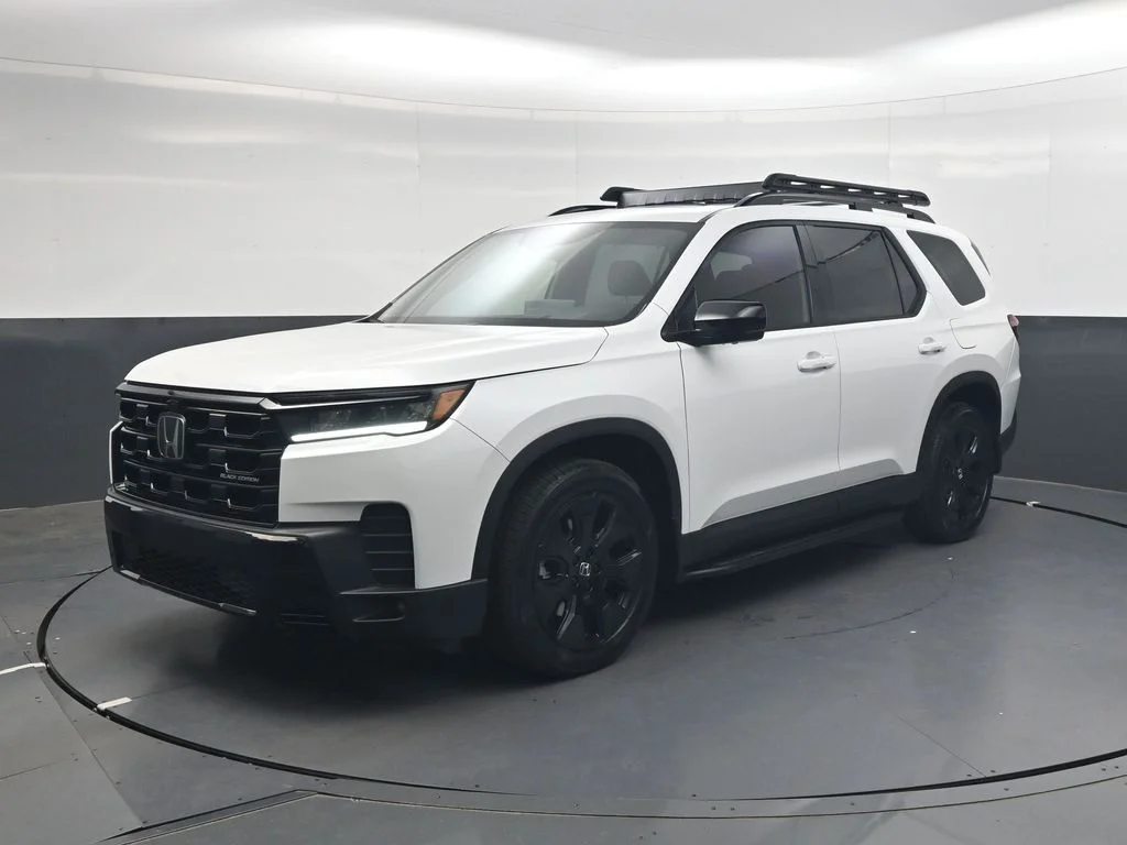New 2026 Platinum White Pearl Honda Black Edition image 8