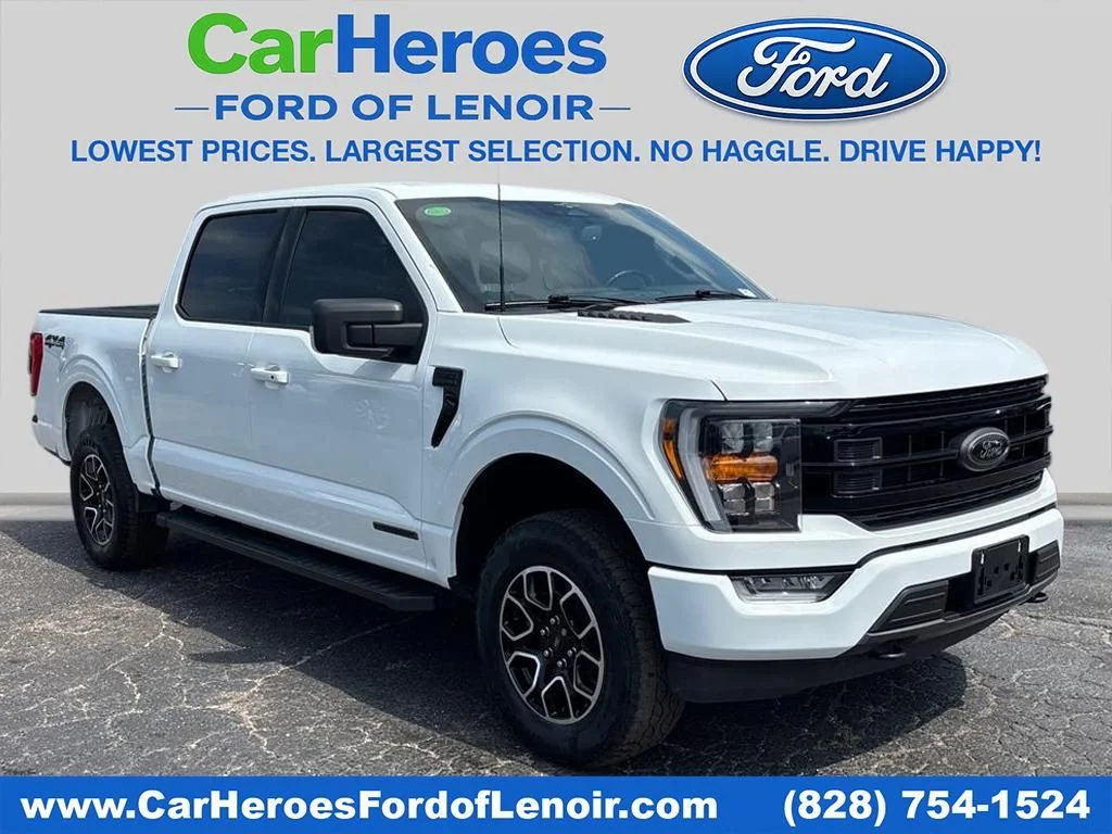 Used 2023 White Ford XLT image 1