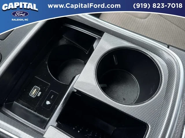 Used 2023 White Hyundai SEL image 31
