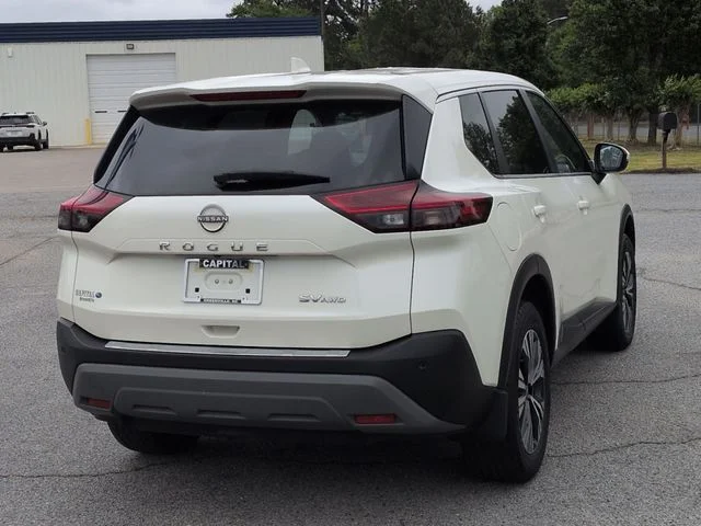 Used 2023 White Nissan SV image 3