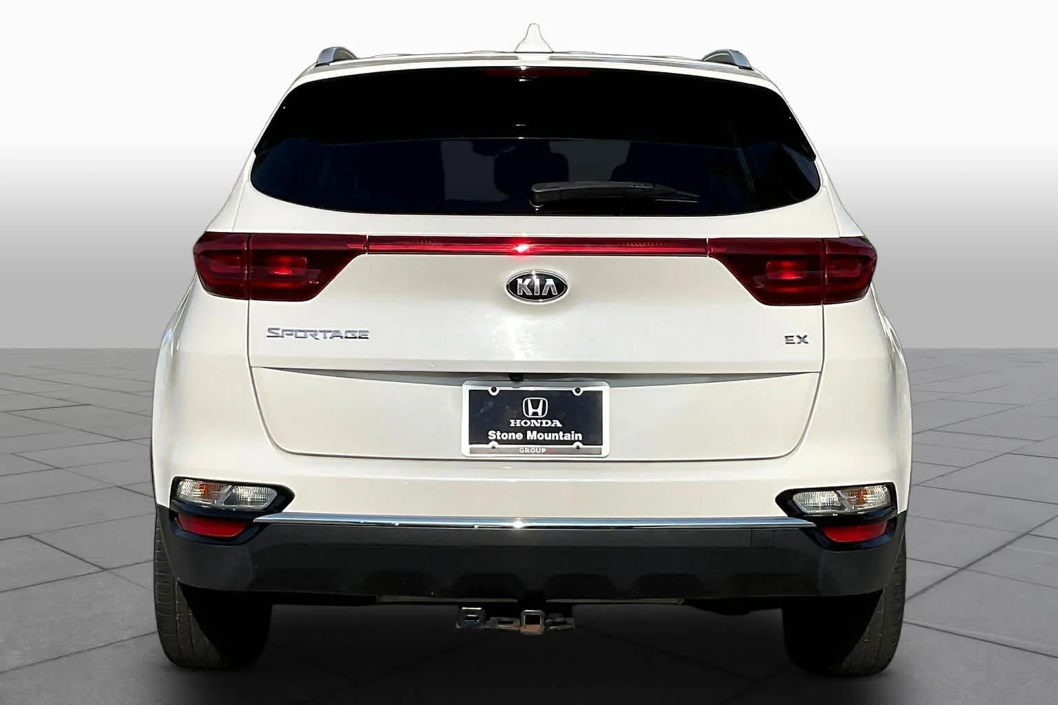 Used 2021 Snow White Pearl Kia EX image 5