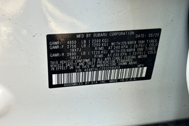 Used 2025 White Subaru Onyx Edition image 37