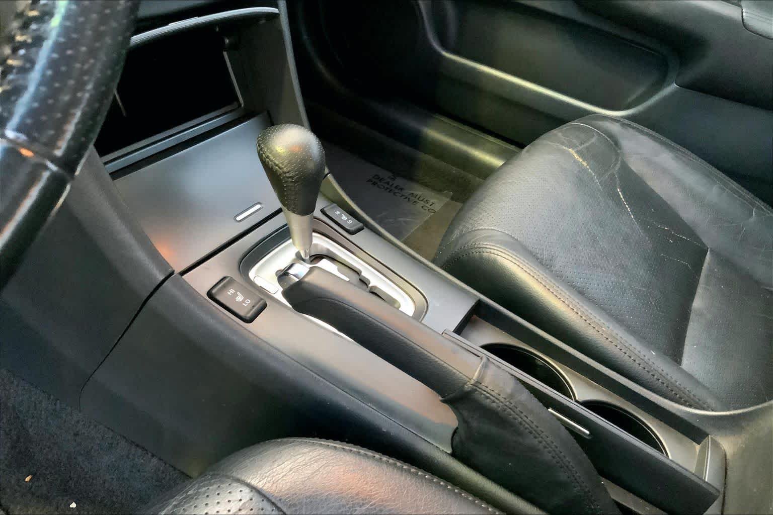 Used 2008 Carbon Gray Pearl Acura  image 13