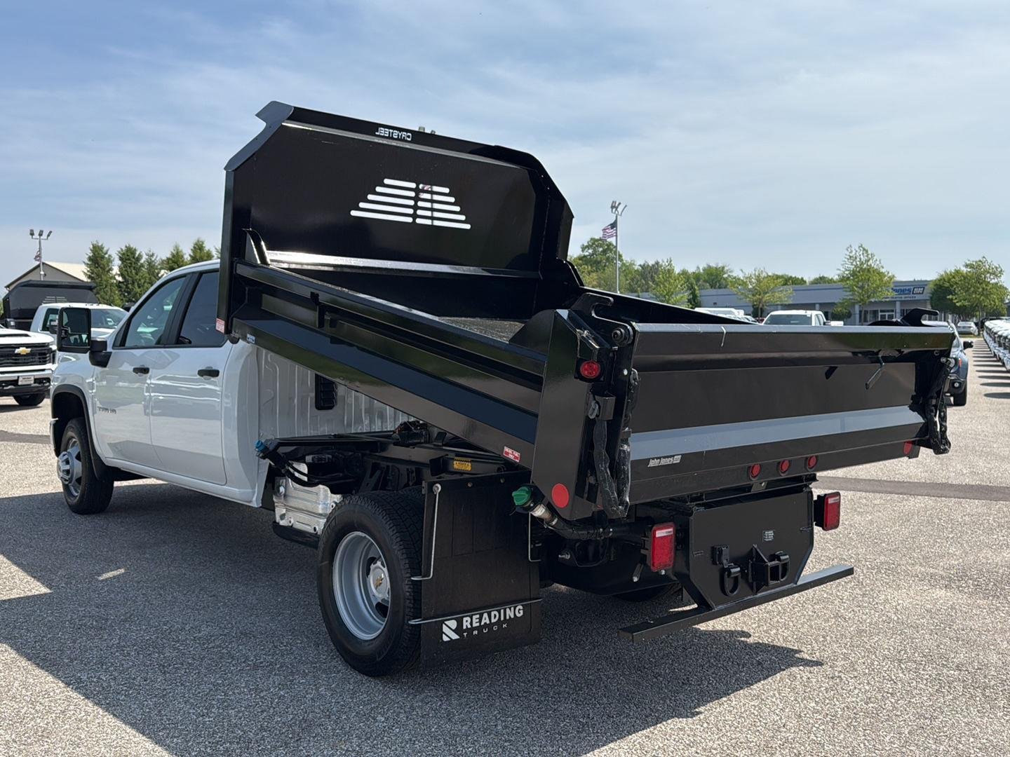 New 2026 Summit White Chevrolet Work Truck image 14