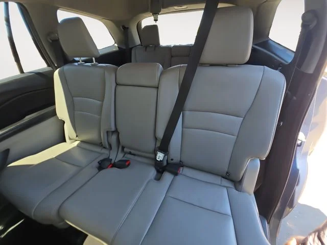 Used 2017 Blue Honda EX-L image 13