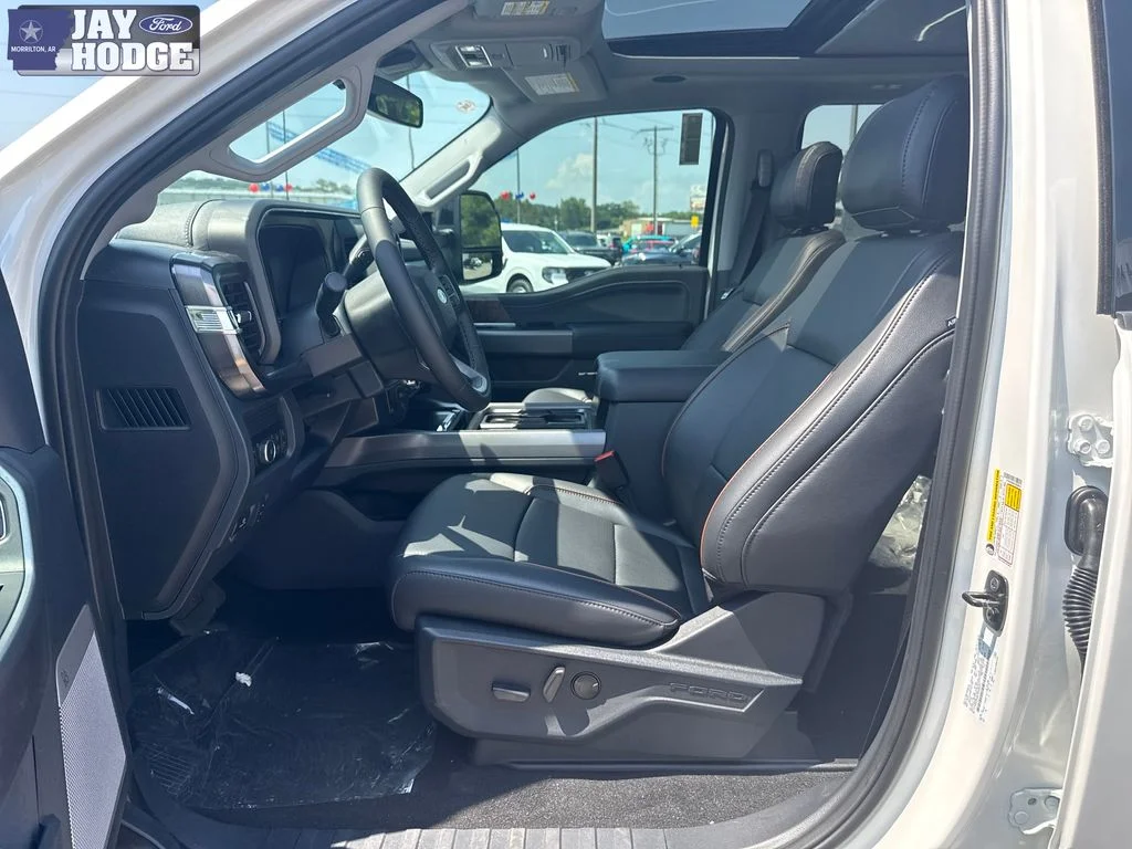 New 2026 Star White Metallic Tri-Coat Ford F-250® Lariat® image 21