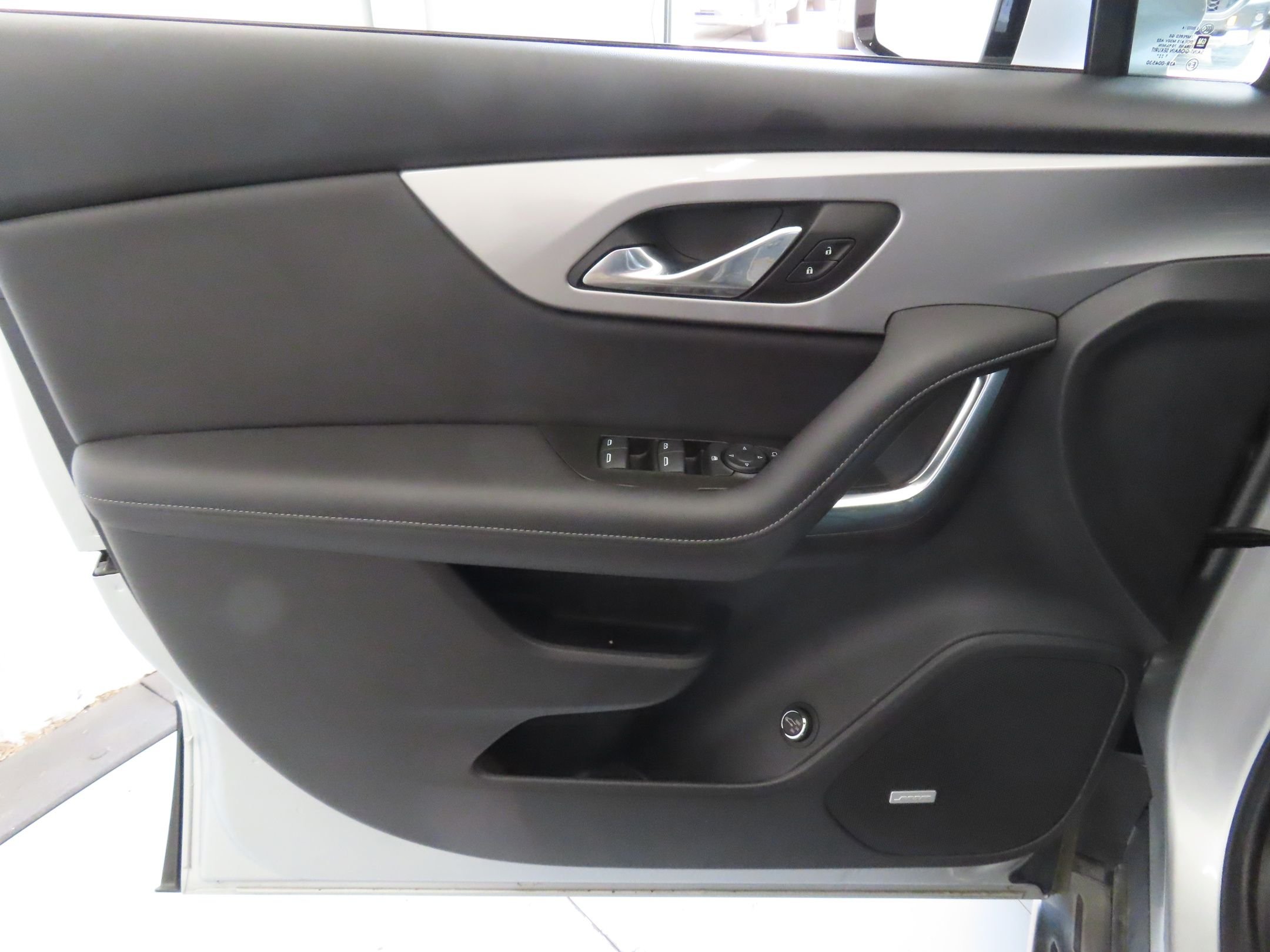 Used 2022 Silver Chevrolet LT image 10