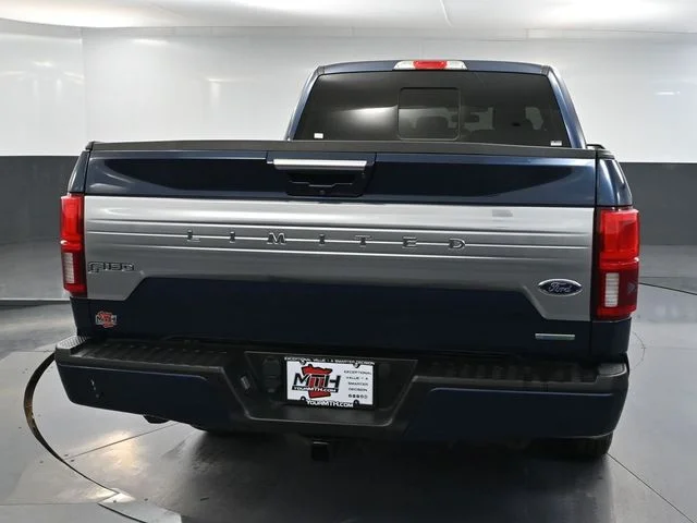 Used 2018 Blue Ford Limited image 7