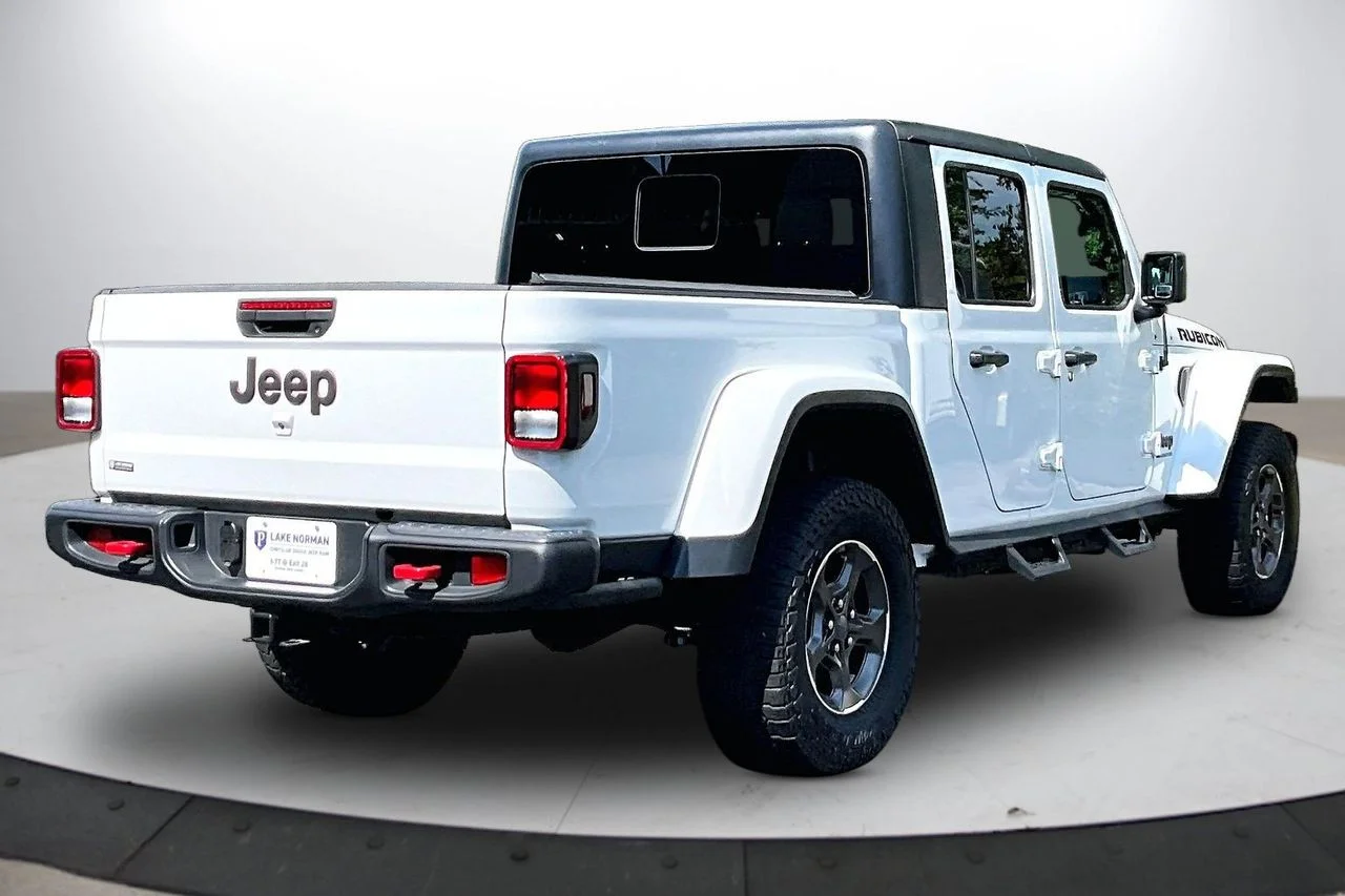 Used 2021 White Jeep Rubicon image 9
