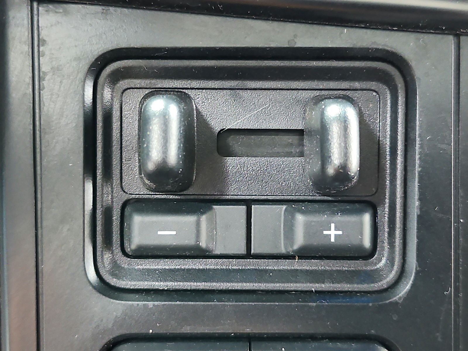 Used 2023 Azure / Gray Metallic Ford Platinum image 32