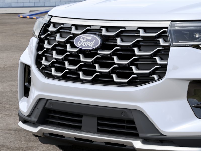 New 2027 Star White Metallic Tri-Coat Ford Platinum™ image 17