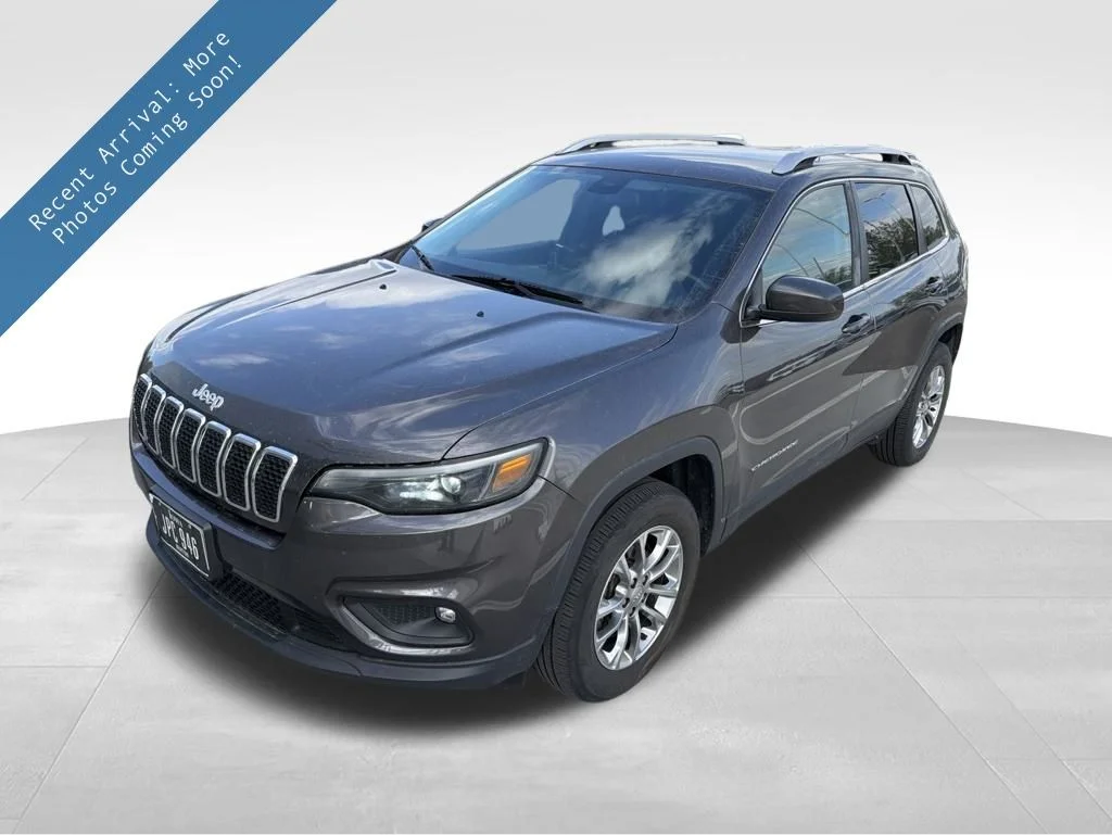 2019 Jeep Cherokee Latitude Plus 4X4's photo