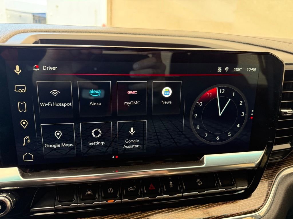 Used 2024 Onyx Black GMC Elevation image 46