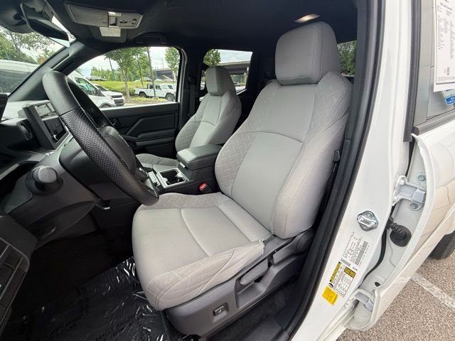 2025 Toyota Tacoma SR5 - Photo 19