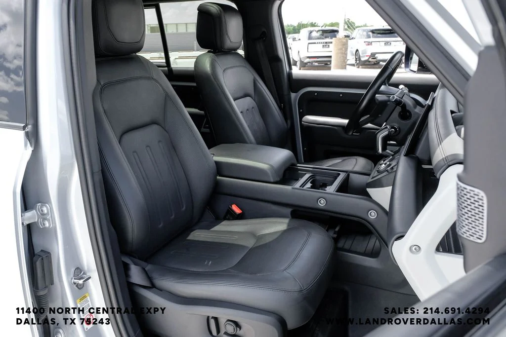 Used 2022 Hakuba Silver Metallic Land Rover XS Edition image 35