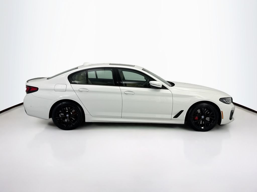 Certified Used 2023 Alpine White BMW 530i image 4