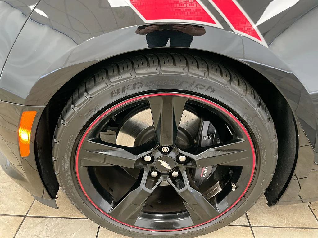 Used 2017 Black Chevrolet SS image 31
