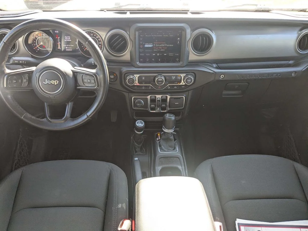 Used 2021  Jeep Unlimited Willys image 15
