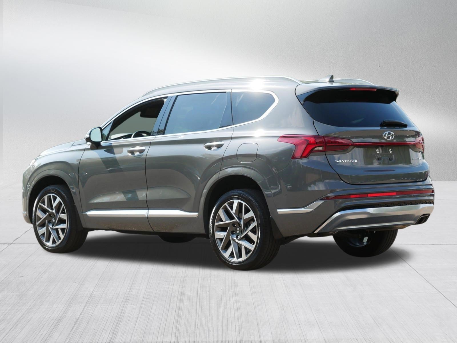 Used 2023 Hampton Gray Hyundai Calligraphy image 5