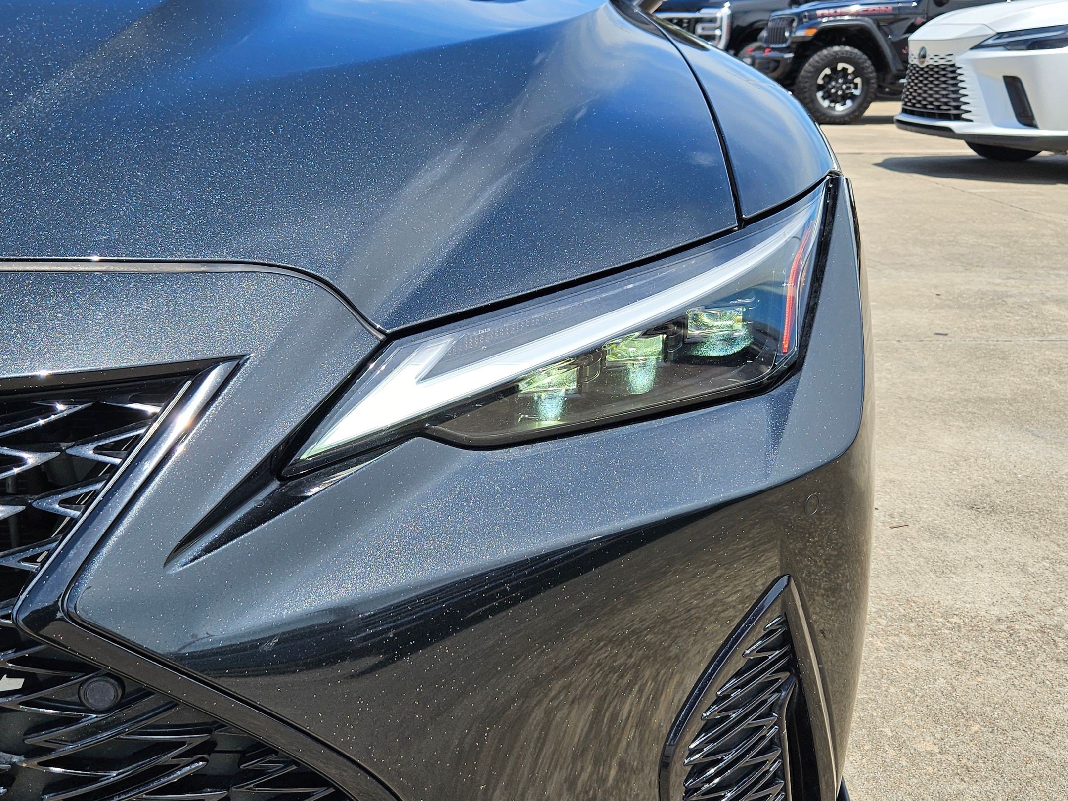 Used 2024 Blue Lexus 500 F SPORT Performance Premium image 9