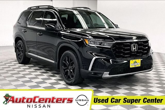 2025 Honda Pilot Touring 2WD's photo