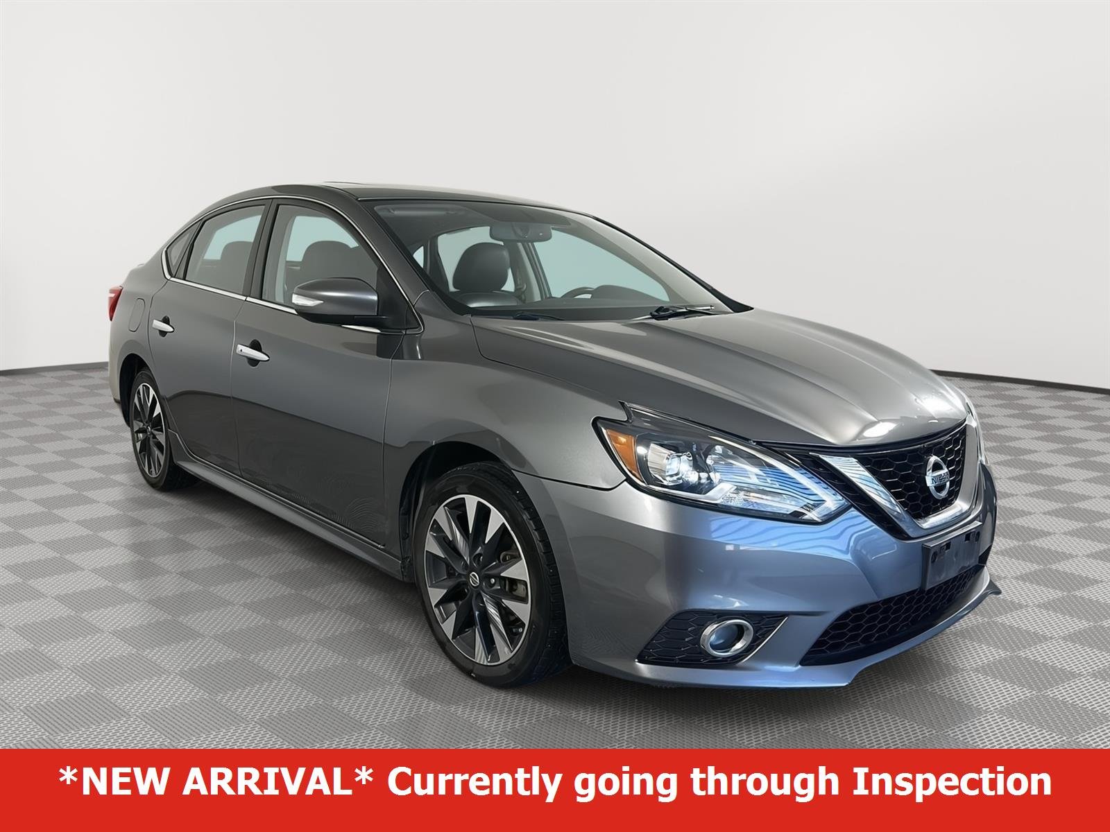 2016 Nissan Sentra SR CVT's photo
