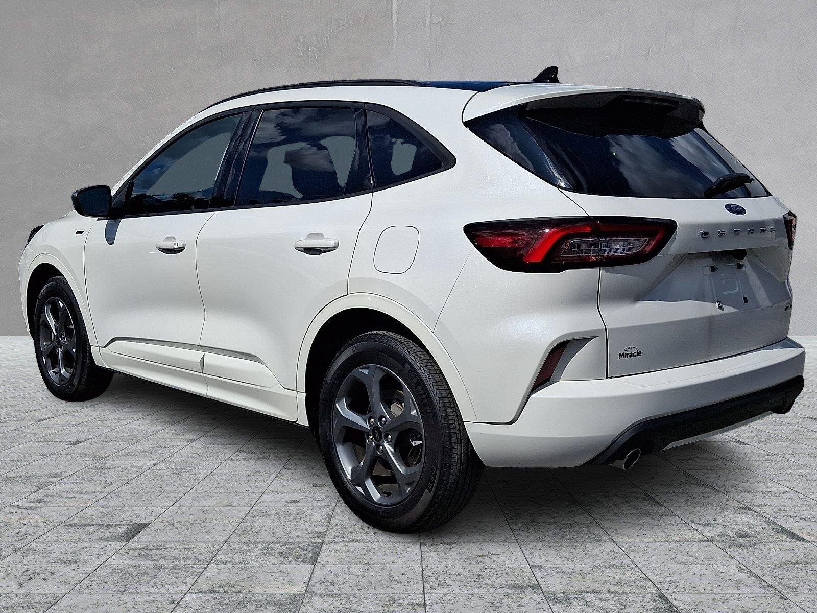 Used 2023 Star White Ford ST-Line image 4