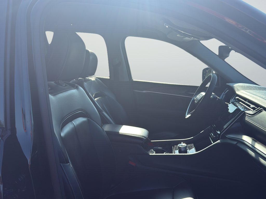 Used 2023 Black Jeep Limited image 23