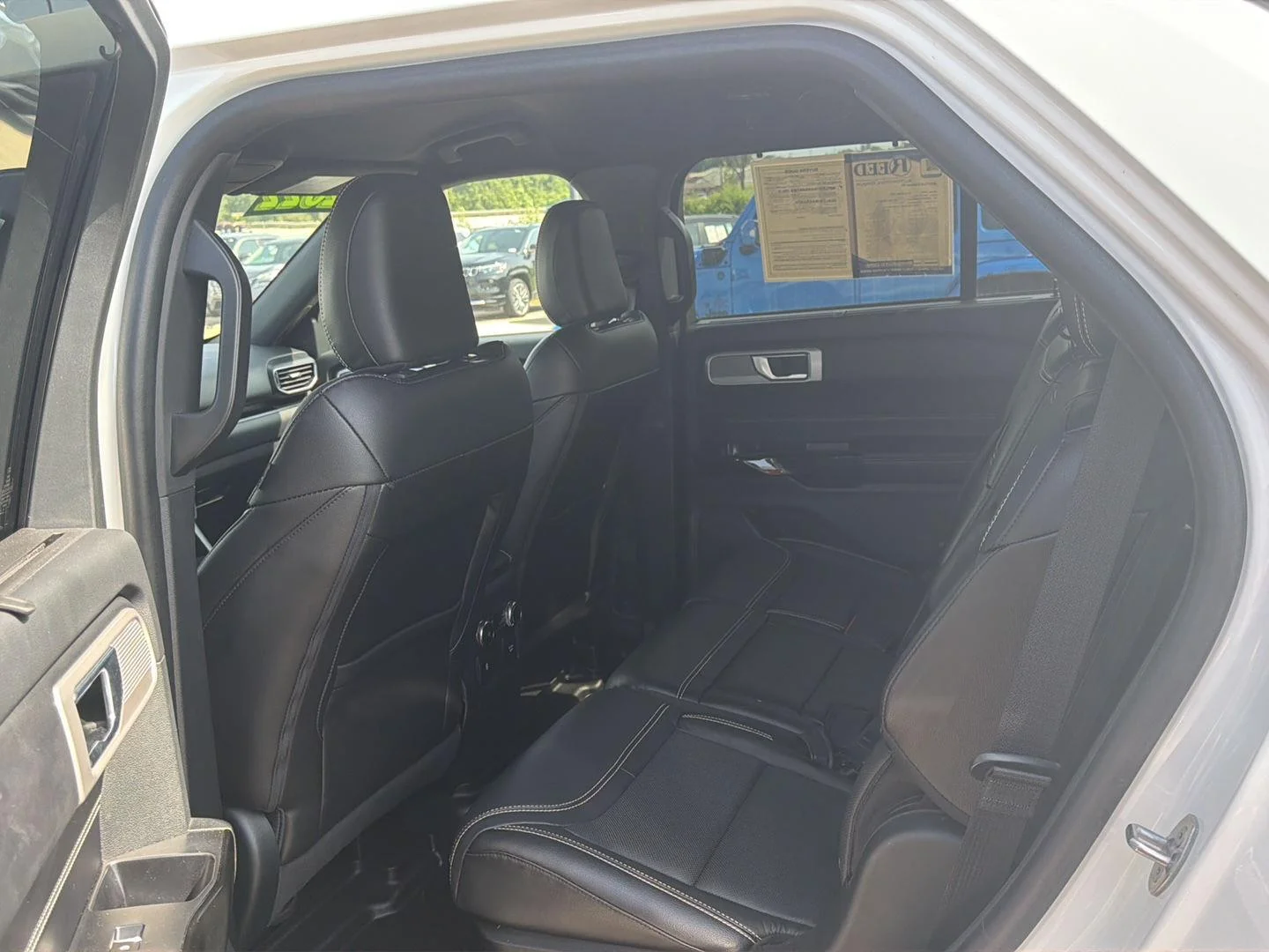 Used 2022 Star White Metallic Tri-Coat Ford ST image 7