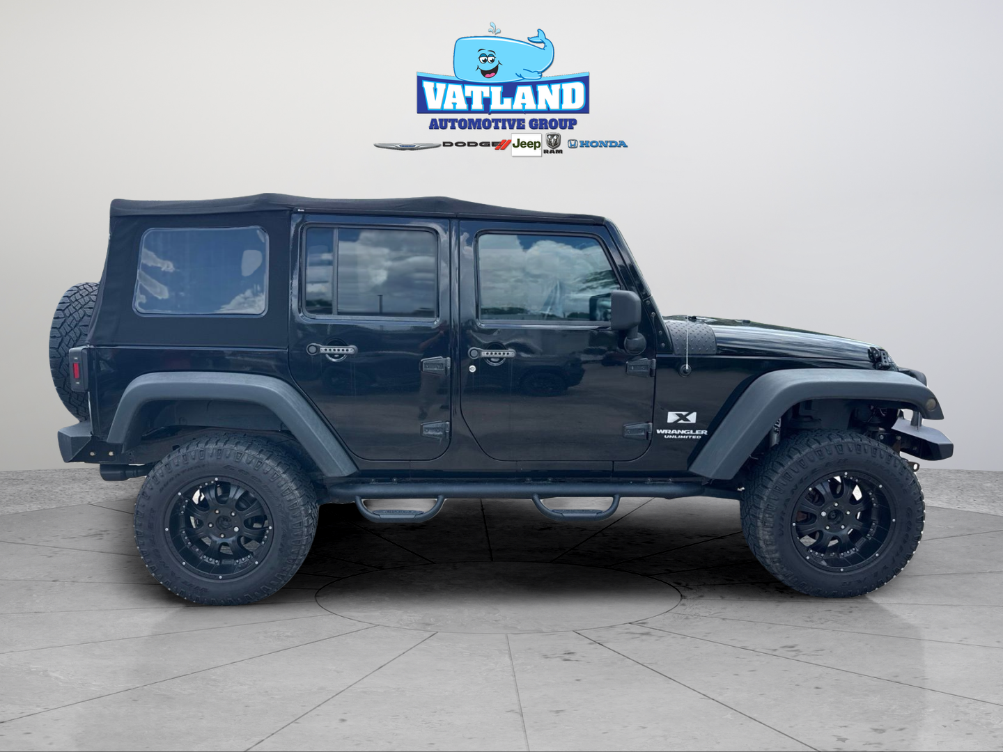 Used 2008 Black Jeep Unlimited X image 6