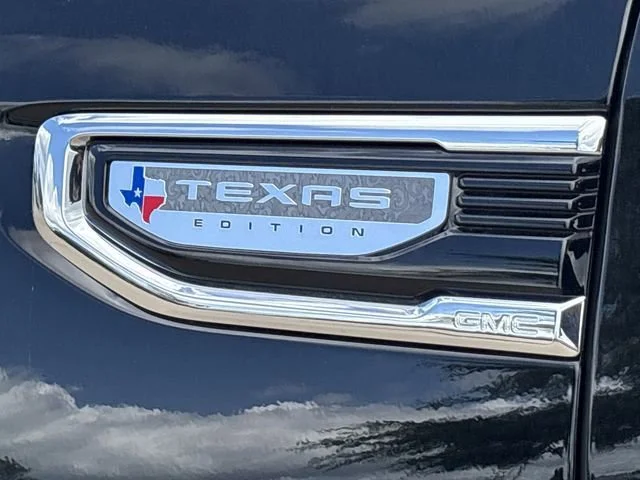 2026 GMC Sierra 1500 SLT - Photo 11